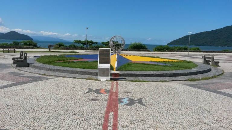 Praça de Capricórnio - Ubatuba - Local da Festa do Sol