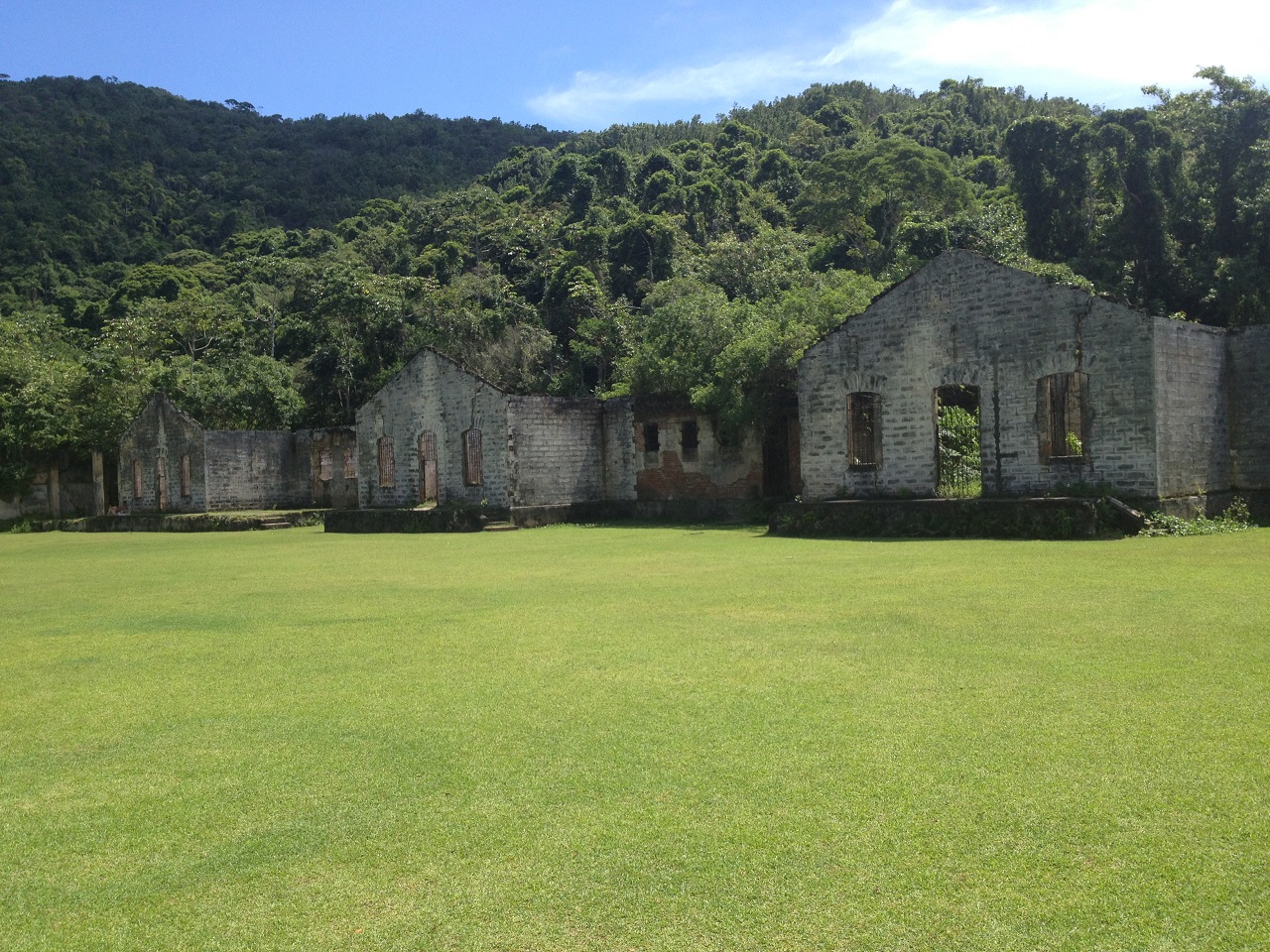 Ruínas do presídio - Ilha Anchieta