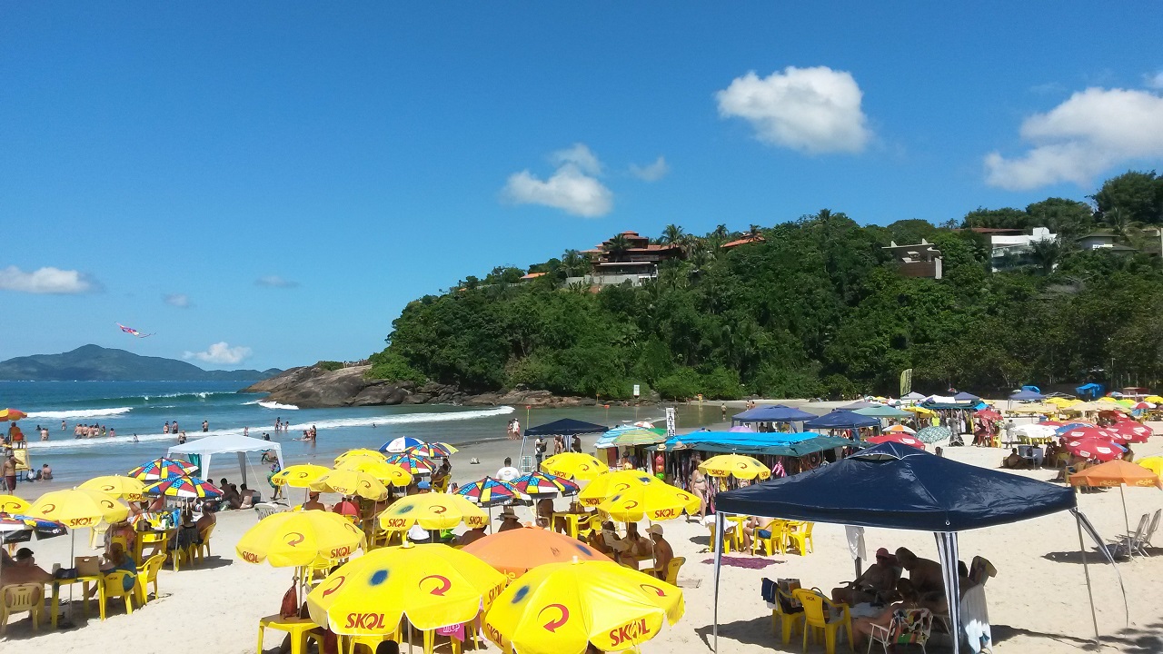 Canto direito da Praia do Tenório