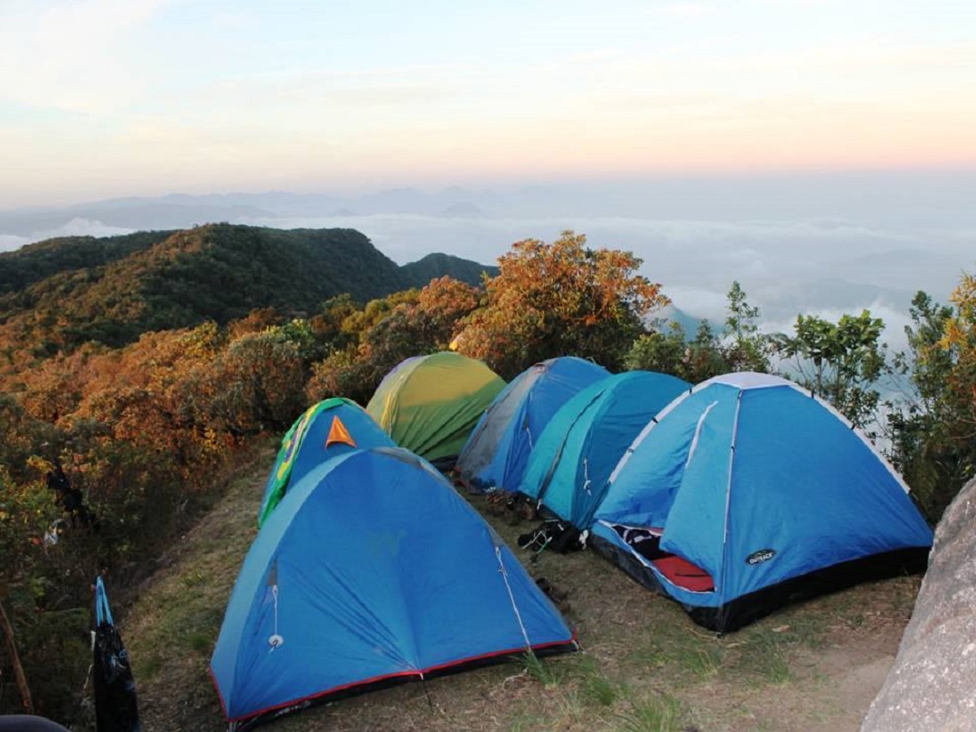 Acampamento no Pico do Corcovado - Terra das Tribos