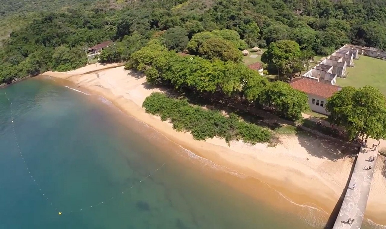 Praia do Presídio - Ilha Anchieta