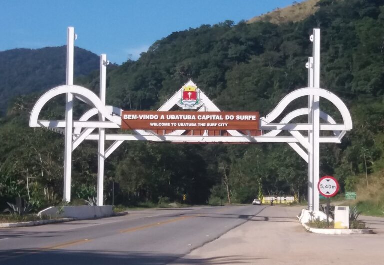 Portal de Ubatuba - Próximo a Praia da Maranduba