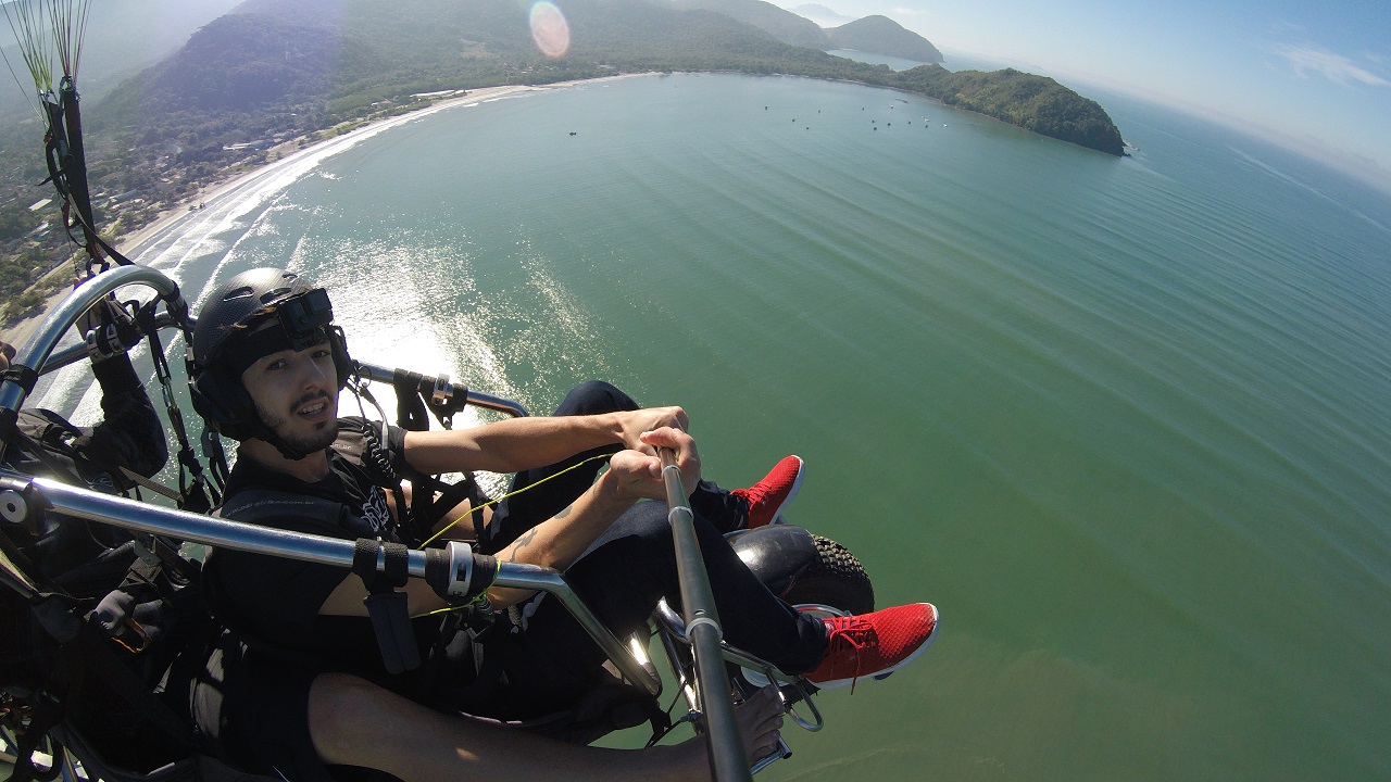 Paratrike em Ubatuba