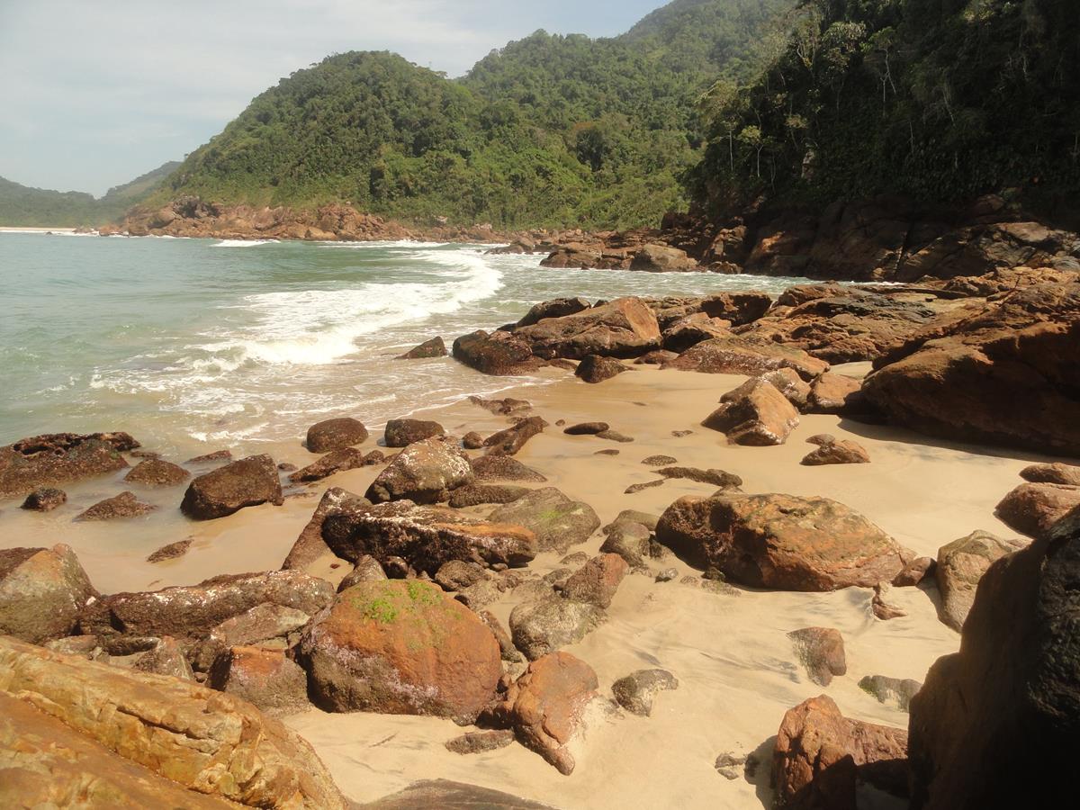 Praia do Groza (ou Prainha do Camburi)