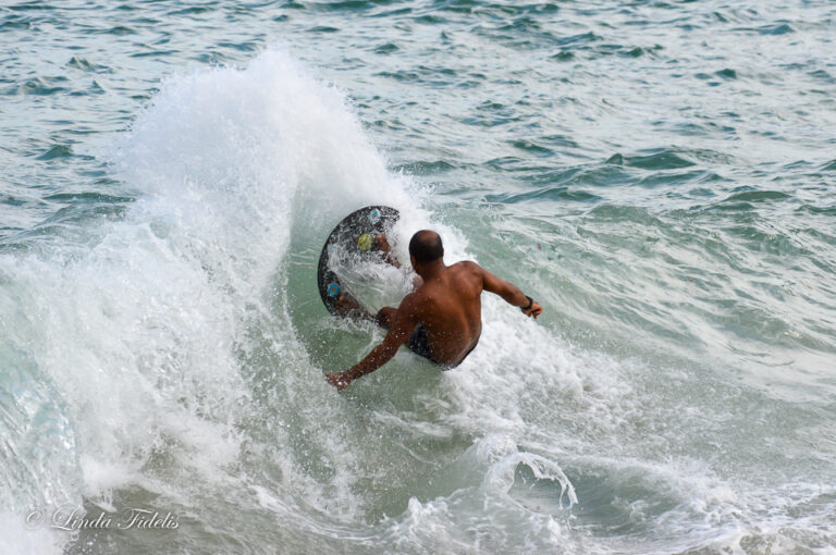 Sonrisal na Sununga @lindafidelis_skimboard