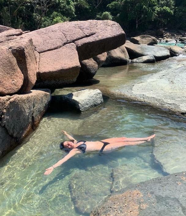 Guia Agatha - Piscina natural na Praia das Conchas