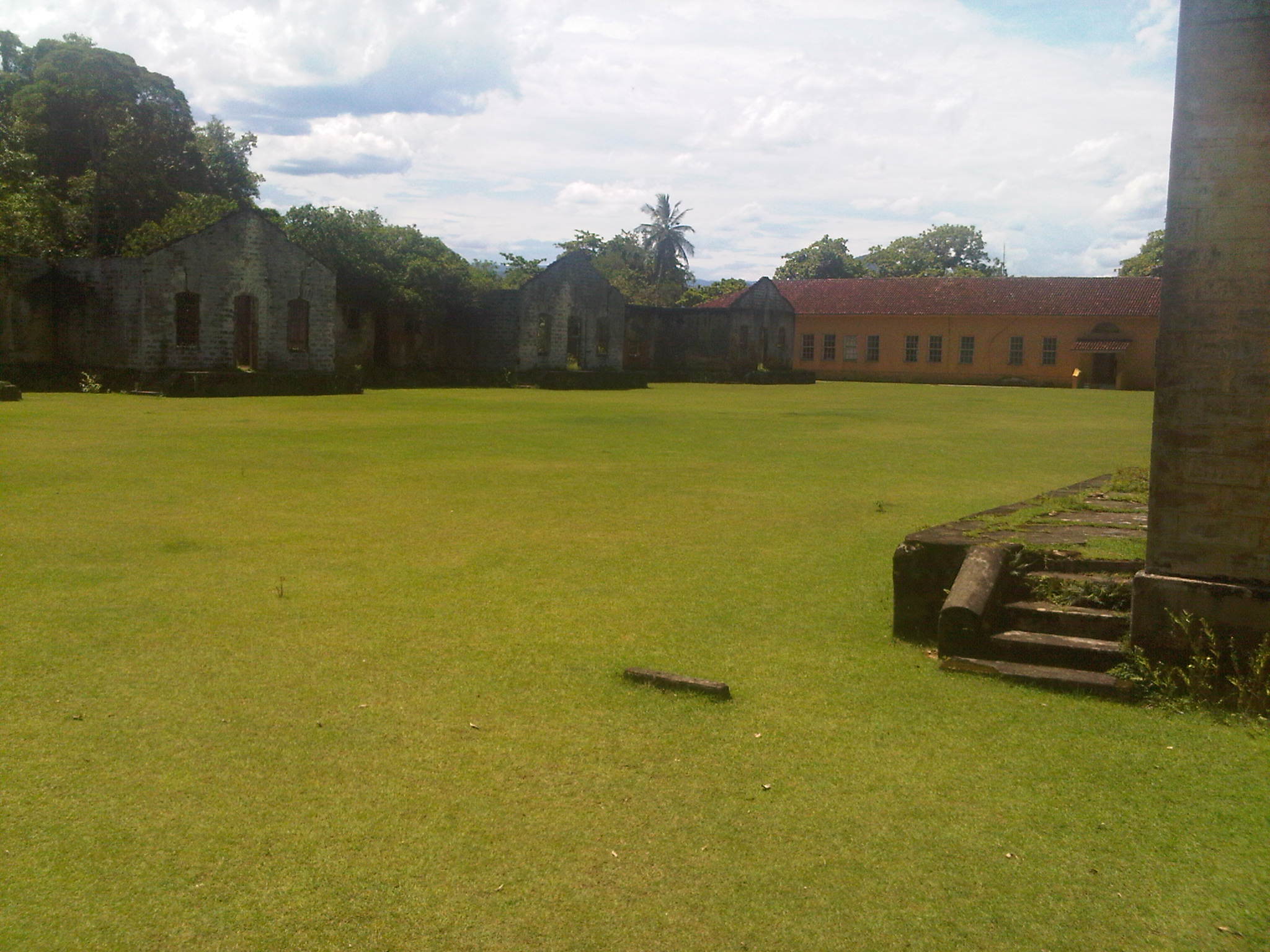 Ruínas do presídio da Ilha Anchieta